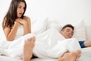 naine on üllatunud mehe laienenud peenisest